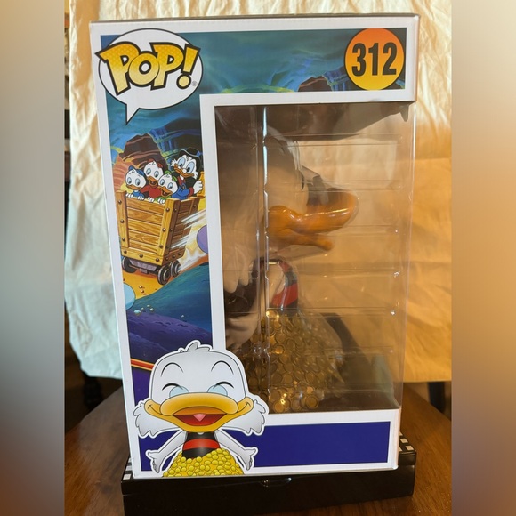 Scrooge McDuck Pop Funko 10 Inch - Picture 3 of 5